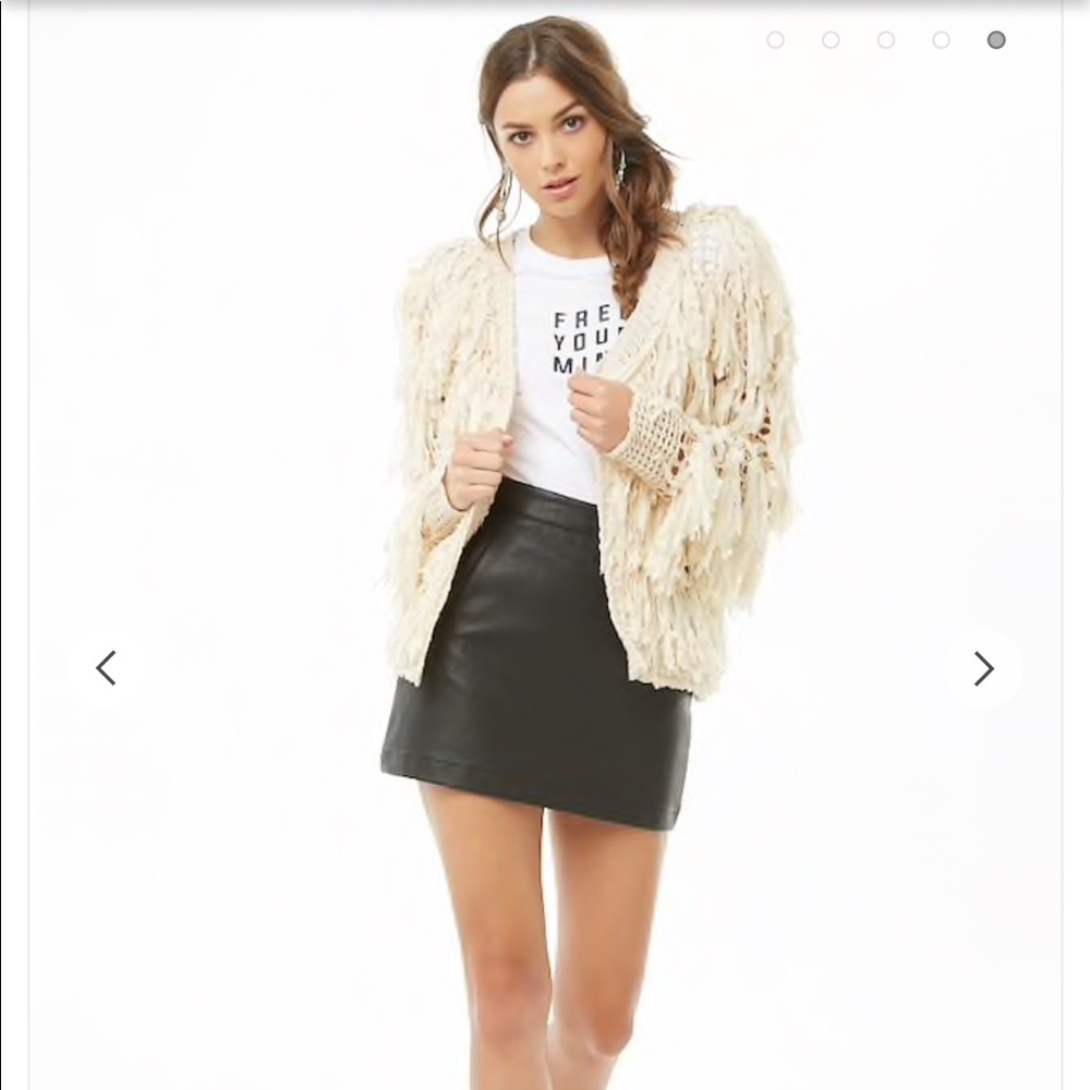 Open cream fringe jacket
